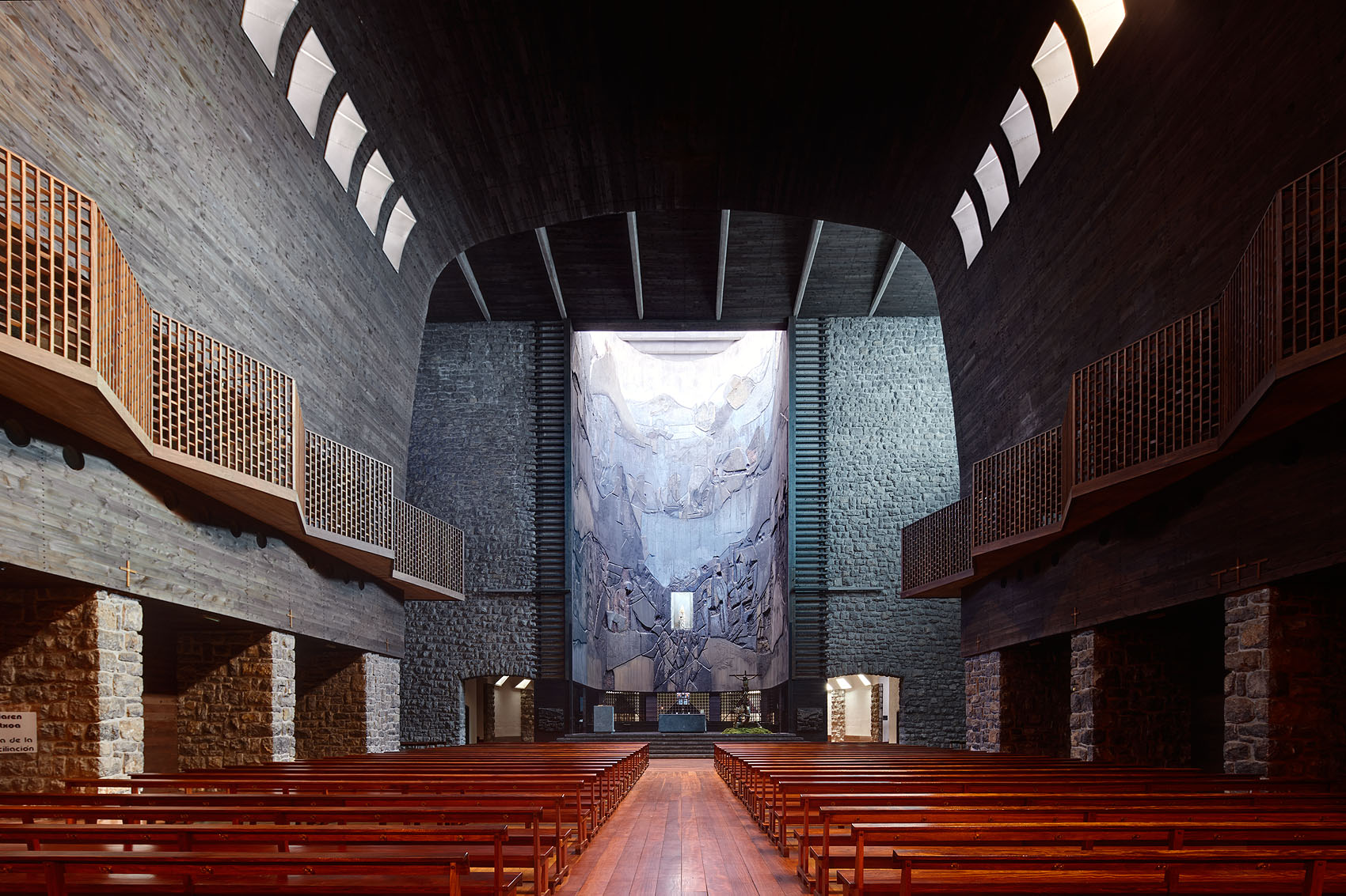 Basilica de Arantzazu - Iñaki Caperochipi - Fotografía