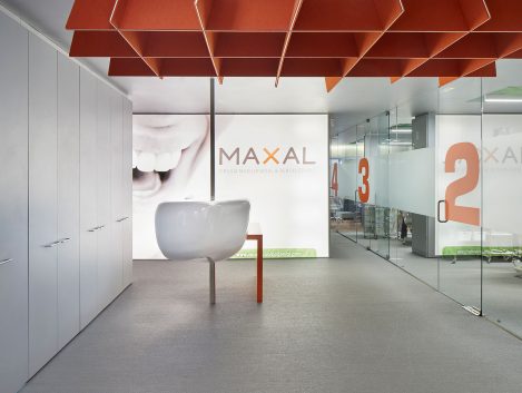 Clinica Maxal en Getxo - Iñaki Caperochipi
