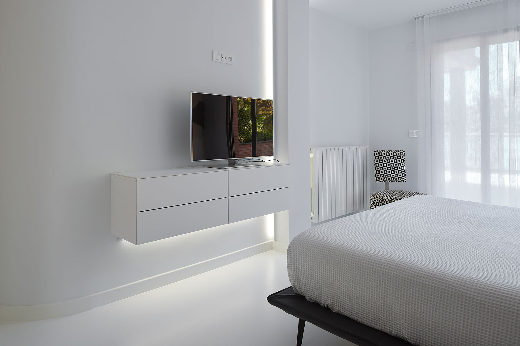 Dormitorio y vestidor en Donostia - Iñaki Caperochipi - Fotografía